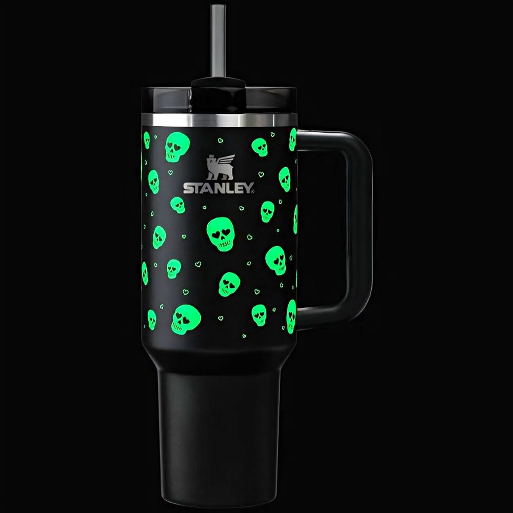 Stanley Quencher H2.0 FlowState 40 oz Insulated Tumbler w/Handle Skull